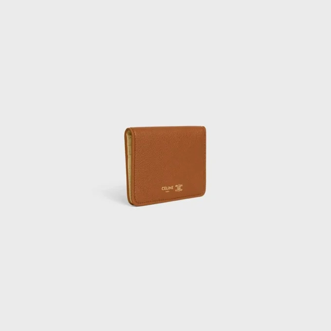 Porte-cartes à deux volets Triomphe Stamp en cuir de veau grainé souple Porte-cartes à deux volets Triomphe Stamp en cuir de veau grainé souple