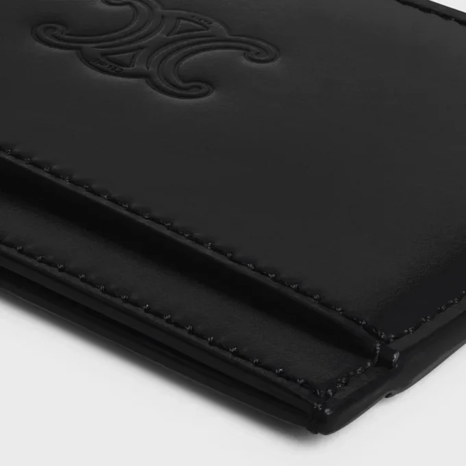Porte-cartes en cuir de veau satiné avec motif Triomphe en relief