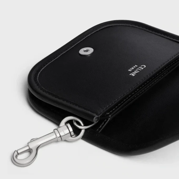 Porte-clés Nano Besace Triomphe en cuir de veau lisse Porte-clés Nano Besace Triomphe en cuir de veau lisse