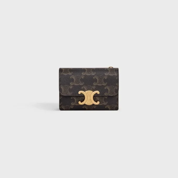 Portefeuille compact avec porte-monnaie Triomphe en Triomphe Canvas Portefeuille compact avec porte-monnaie Triomphe en Triomphe Canvas