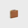 Portefeuille compact Triomphe Stamp en cuir de veau grainé souple Portefeuille compact Triomphe Stamp en cuir de veau grainé souple