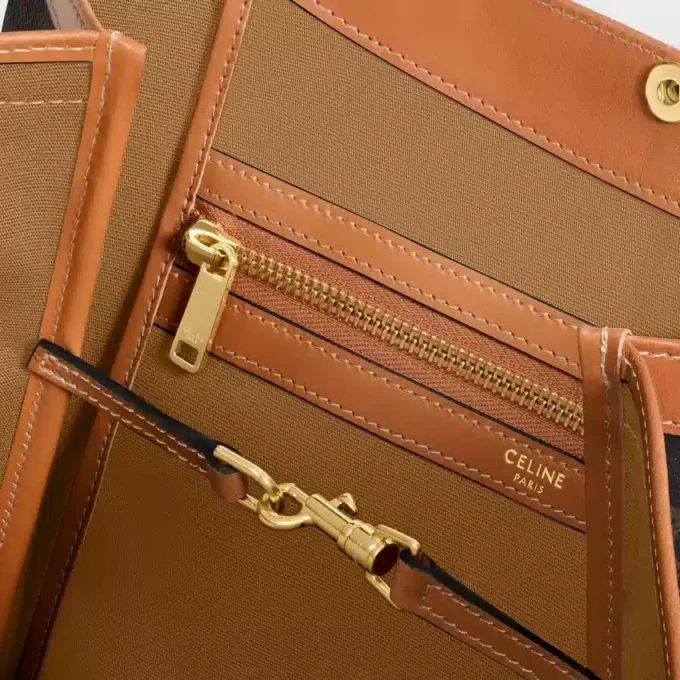 Sac cabas plat moyen en Triomphe Canvas