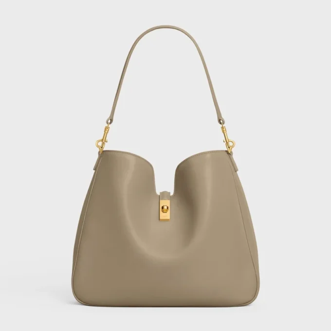 Sac Camille 16 Soft de taille moyenne en cuir de veau lisse
