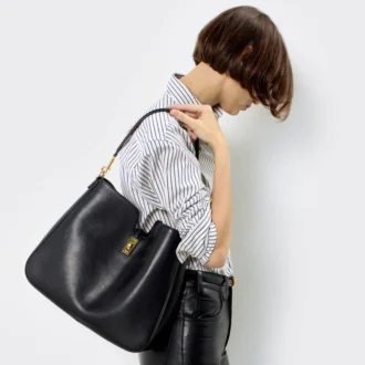Sac Camille 16 Soft de taille moyenne en cuir de veau lisse