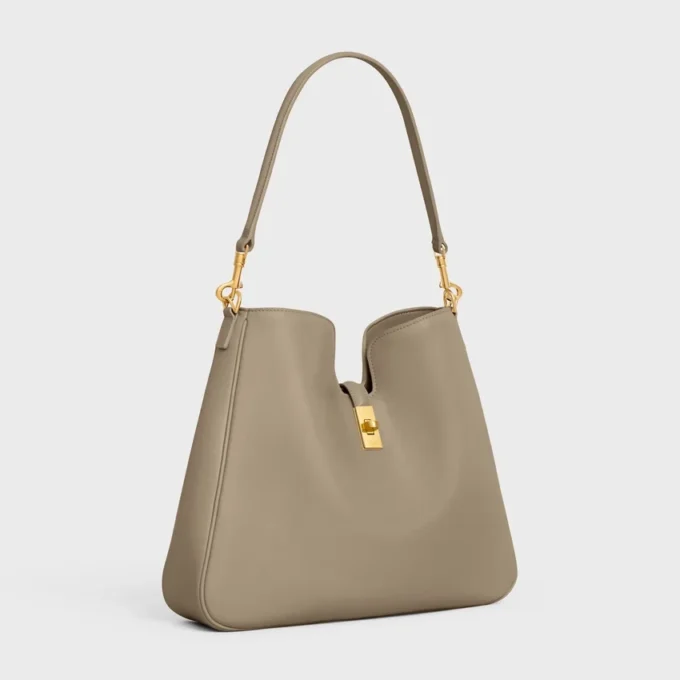 Sac Camille 16 Soft de taille moyenne en cuir de veau lisse