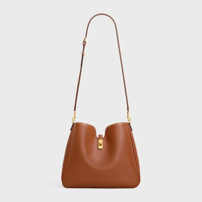 Sac Camille 16 Soft de taille moyenne en cuir de veau lisse
