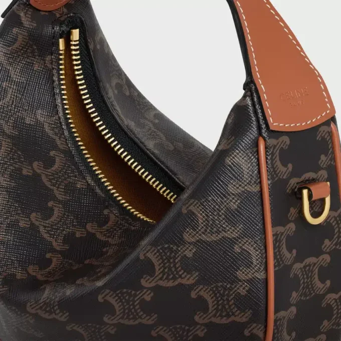 Sac Celine Lulu pour adolescent en Triomphe Canvas et cuir de veau