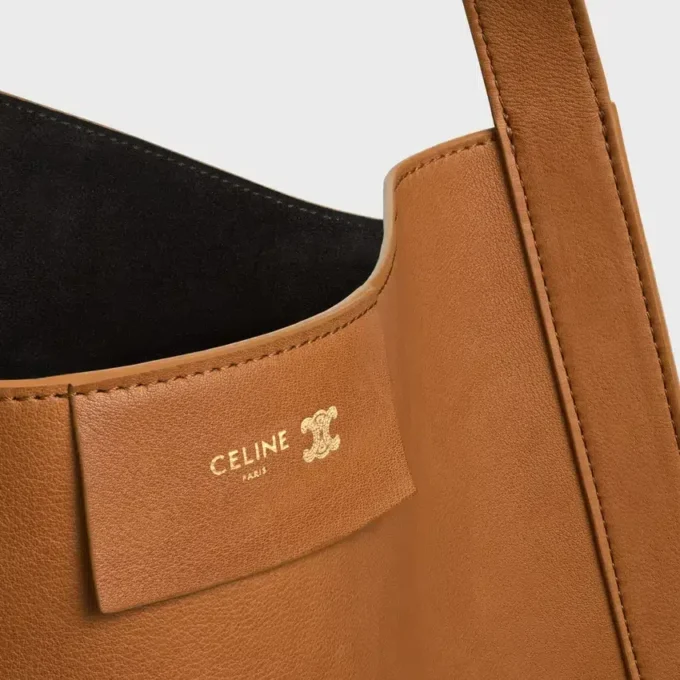 Sac Cube moyen en cuir de veau souple