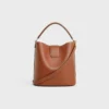 Sac seau Louise de taille moyenne en cuir de veau lisse