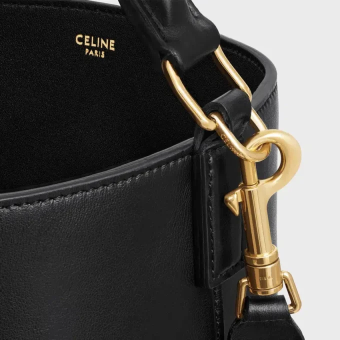 Sac seau Louise de taille moyenne en cuir de veau lisse