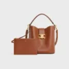 Sac seau Louise de taille moyenne en cuir de veau lisse
