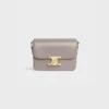 Sac Teen Triomphe en cuir de veau brillant Sac Teen Triomphe en cuir de veau brillant