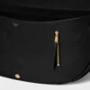 Sac Triomphe Halfmoon en cuir d’agneau souple et brillant Sac Triomphe Halfmoon en cuir d’agneau souple et brillant