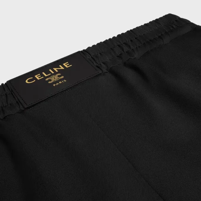 Short en sergé de laine