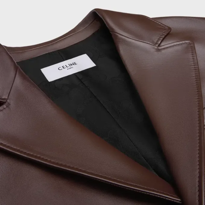 Veste ajustée en cuir d’agneau souple Veste ajustée en cuir d’agneau souple