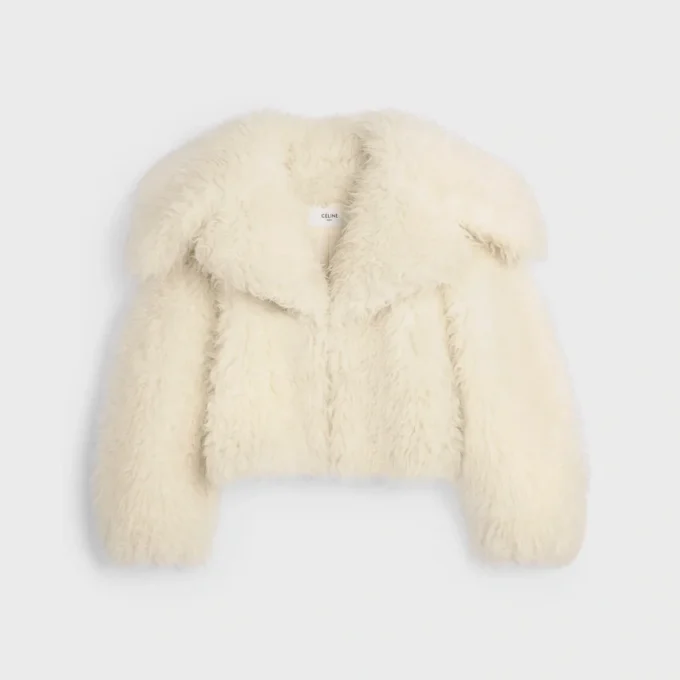 Veste en laine duveteuse